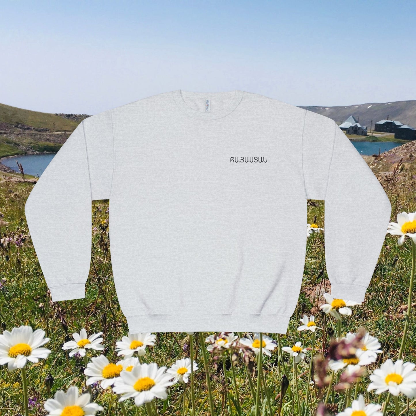 Vintage Armenia Design Unisex Crewneck Sweatshirt Sweater