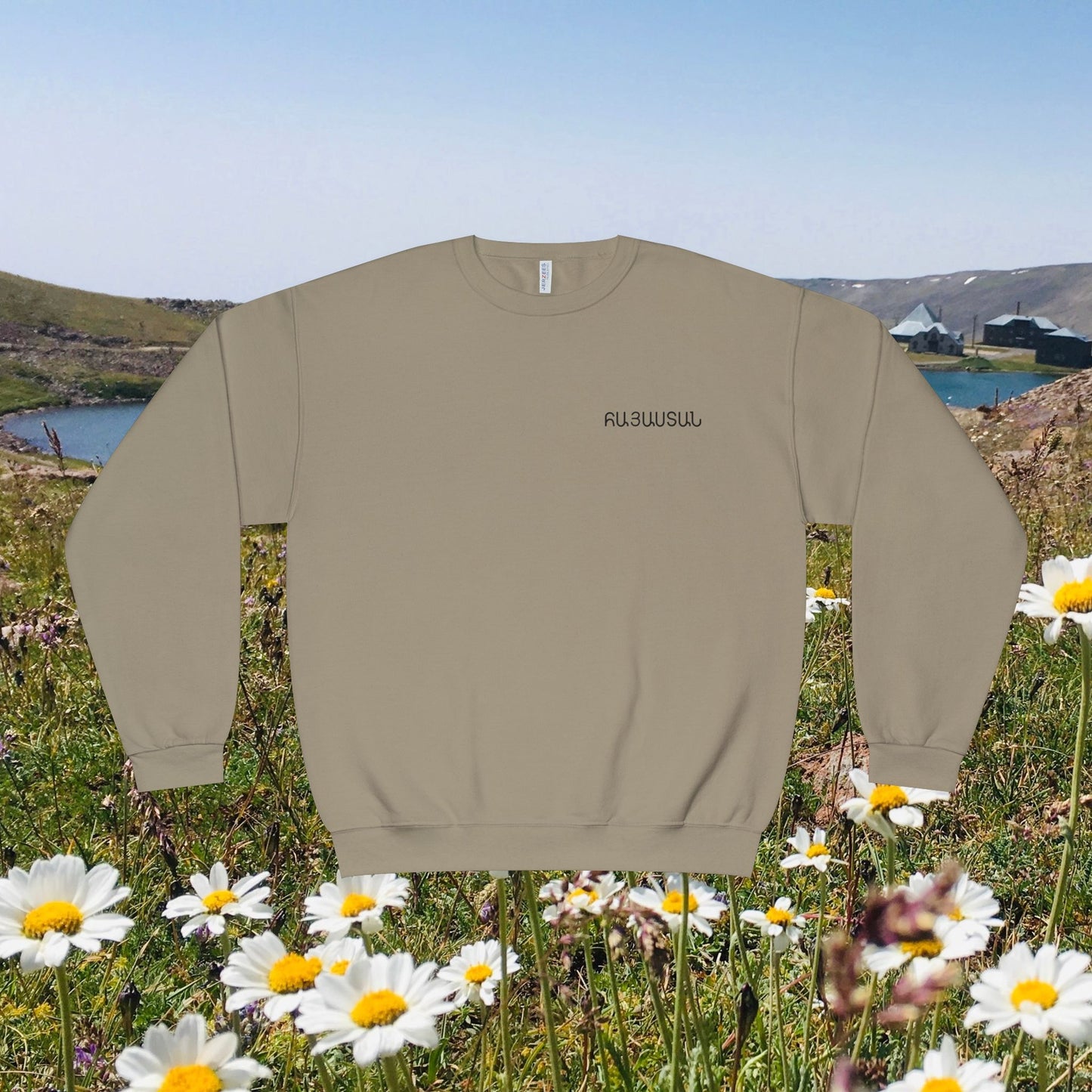 Vintage Armenia Design Unisex Crewneck Sweatshirt Sweater